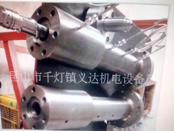 250T前后雙出模熱水袋專用機(jī)